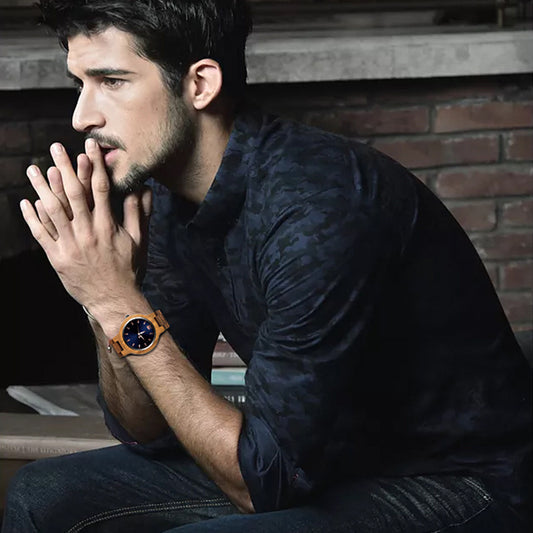 Wooden Watch - Precision and Elegance in Quartz 